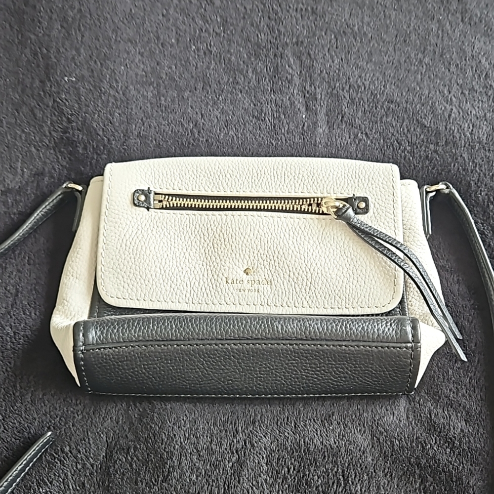 Kate spade cross body bag